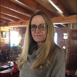 Meet your Posher, Joan